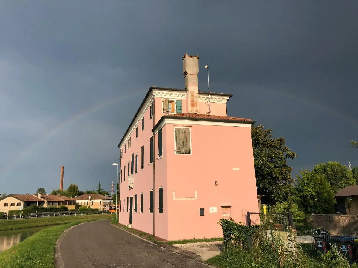 Farm stay Pecore Ribelli Mira